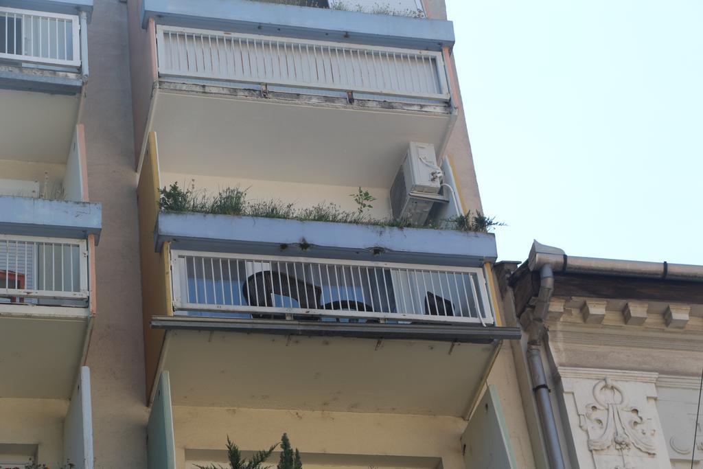 Verona Apartman Сегед Экстерьер фото