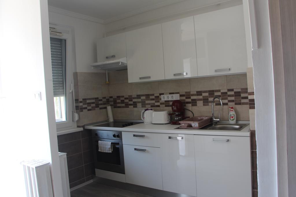 Verona Apartman Сегед Экстерьер фото