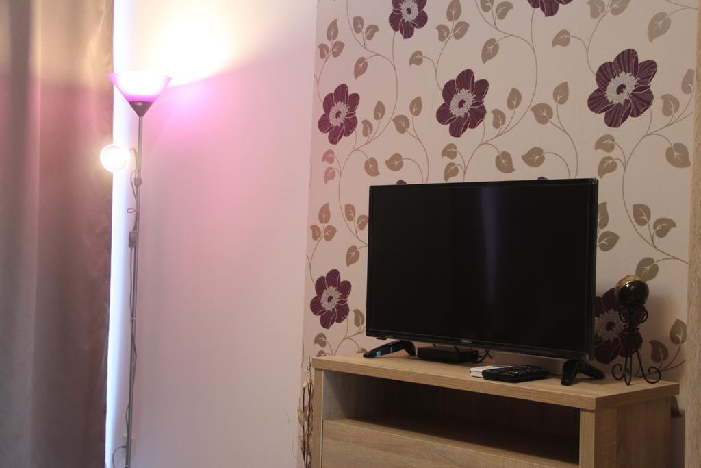Verona Apartman Сегед Экстерьер фото